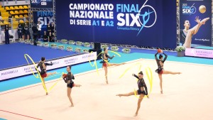 esibizioni sq2 farfalle ph simone ferraro sfa08119 copia